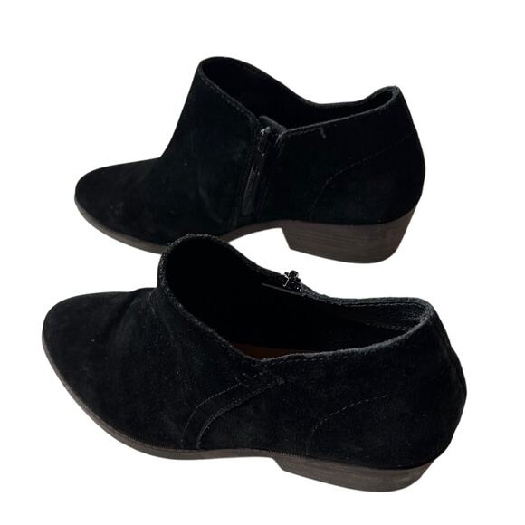 Lucky Brand Size 8.5 Black Fanky Suede Ankle Heel Bootie Boot Fall Closet Staple - Picture 4 of 11